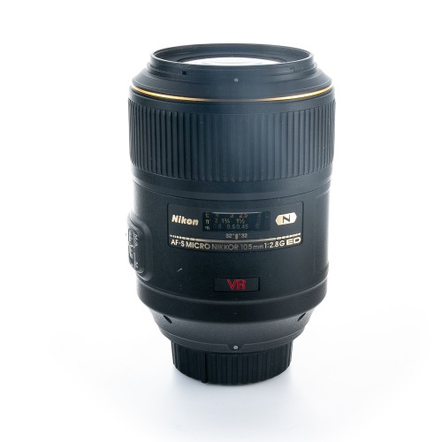 NIKKOR AF-S 105mm f/2.8G VR...