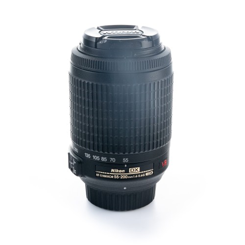 NIKON AF-S 55-200mm f/4-5.6...