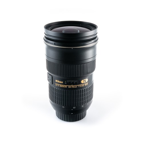 NIKON AF-S 24-70mm f/2.8 G...