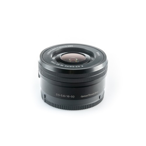 SONY E 16-50mm f/3.5-5.6 -...