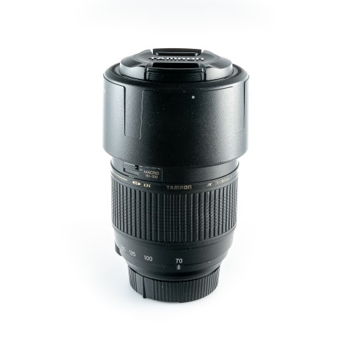 TAMRON 70-300mm f/4-5.6 Di...