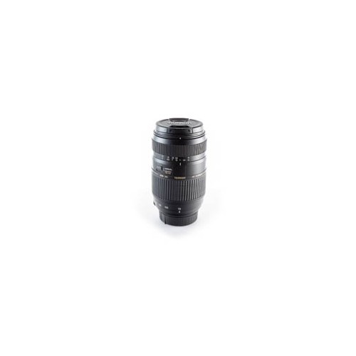 TAMRON 70-300mm f/4-5.6 Di...