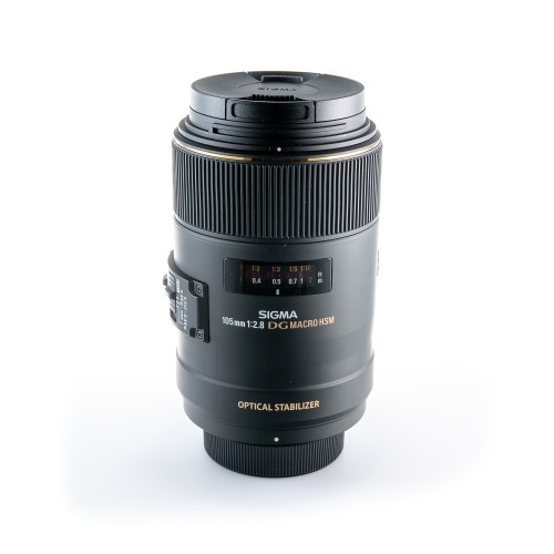 SIGMA 105mm f/2.8 EX DG...