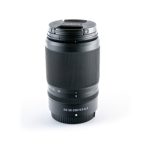 NIKON Z 50-250mm f/4.5-6.3...